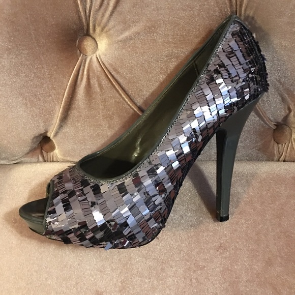 Deréon by Beyoncé | Sequin Heels - Picture 4 of 8